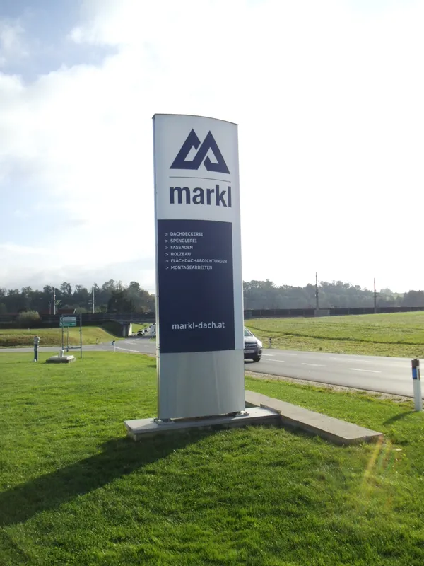 Beleuchteter Pylon — Pylon 6 — NEON Geissler