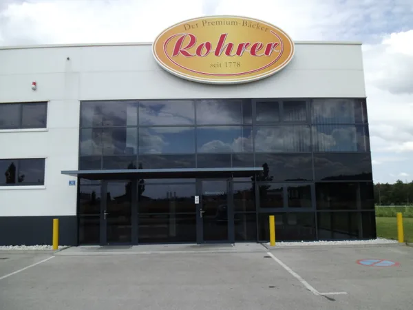 Beleuchtetes Spannplanenschild — Spannplane 5 — NEON Geissler