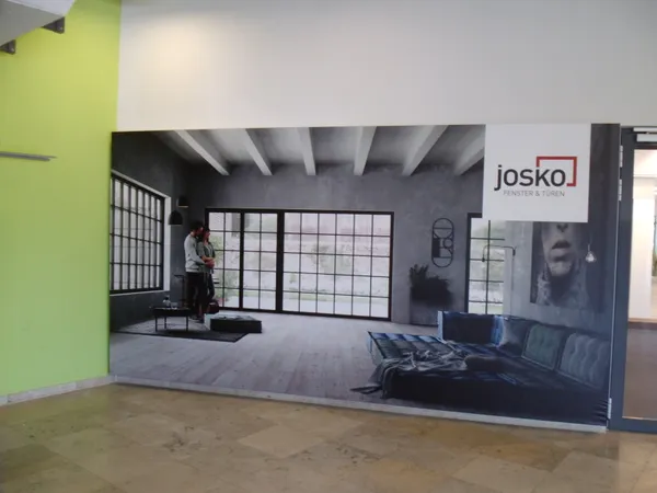 Beleuchtetes Spannplanenschild — Spannplane 9 — NEON Geissler