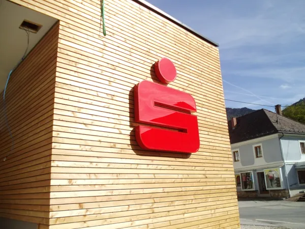 Beleuchtetes Schild — leuchtschild 7 — NEON Geissler