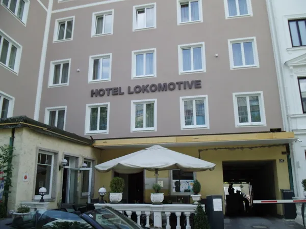 Beleuchtete Schrift — leuchtschrift 6 — NEON Geissler